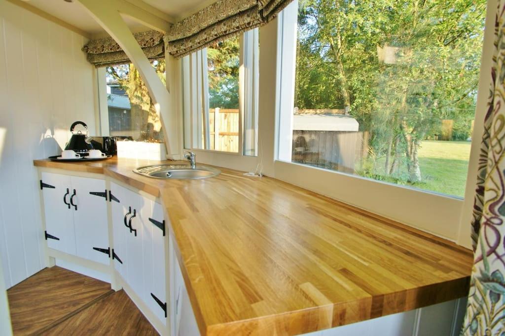 Apartment The Folly - One Off Luxury Glamping Norwich